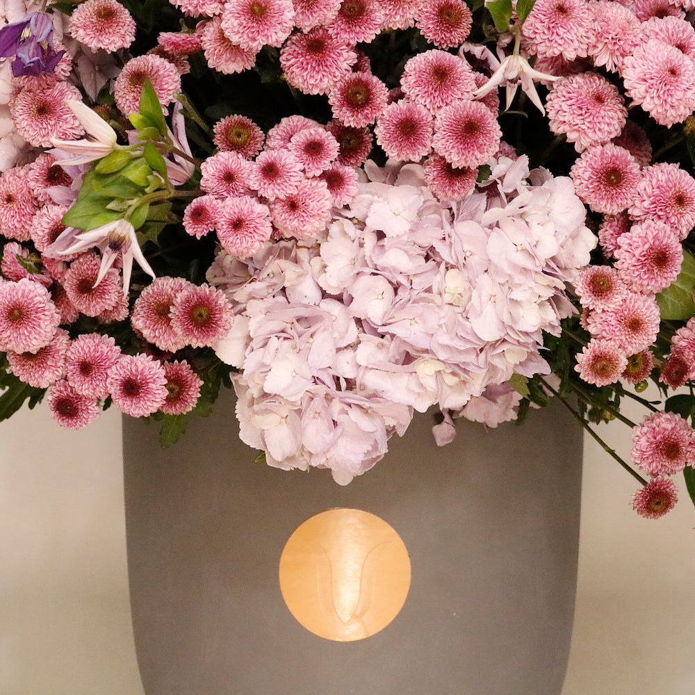 Gardenia Esplendor luxury floral arrangement premium handcrafted pink spray roses grand elegant interiors Kuwait Vitali Concept