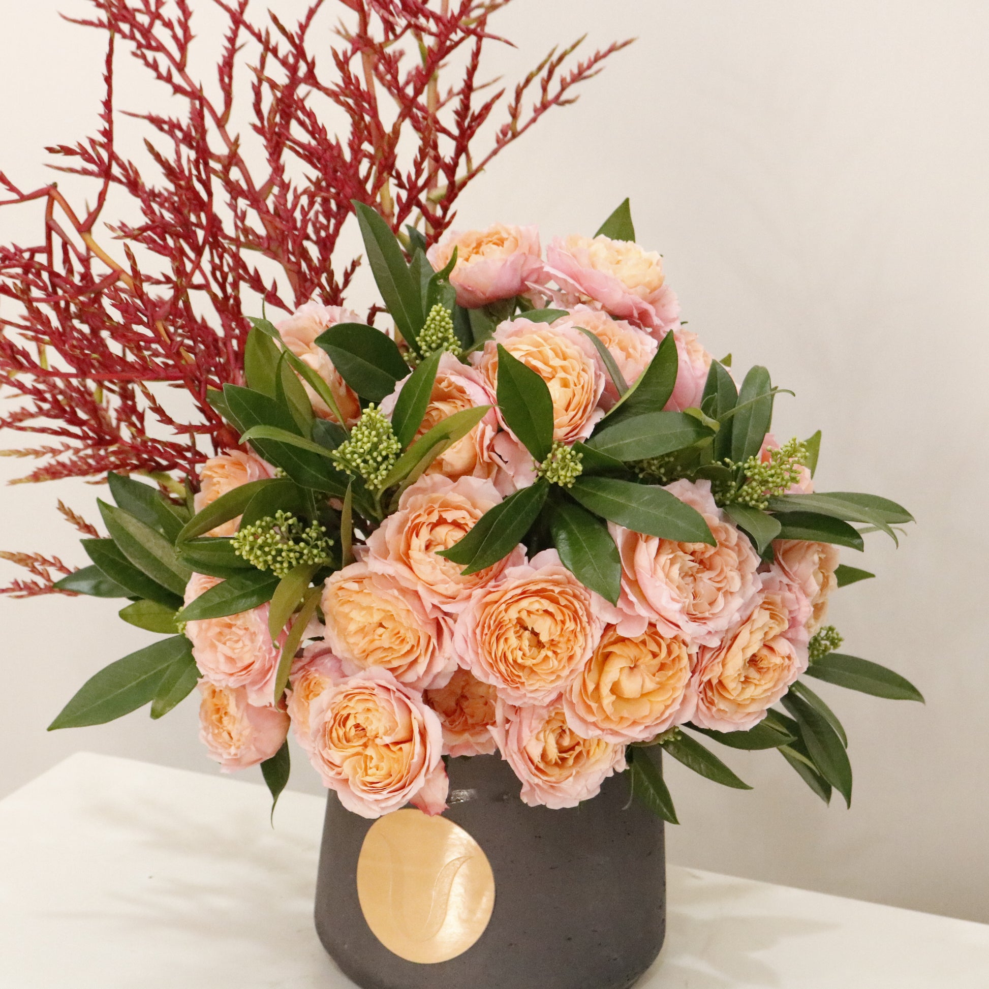Rosaria luxury floral arrangement premium roses handcrafted elegant Kuwait Vitali Concept