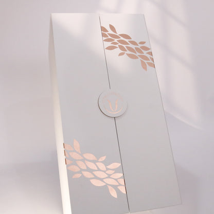 Fleur and Cocoa luxury flower gift box pink spray roses hydrangeas 20 pieces chocolate Kuwait Vitali Concept