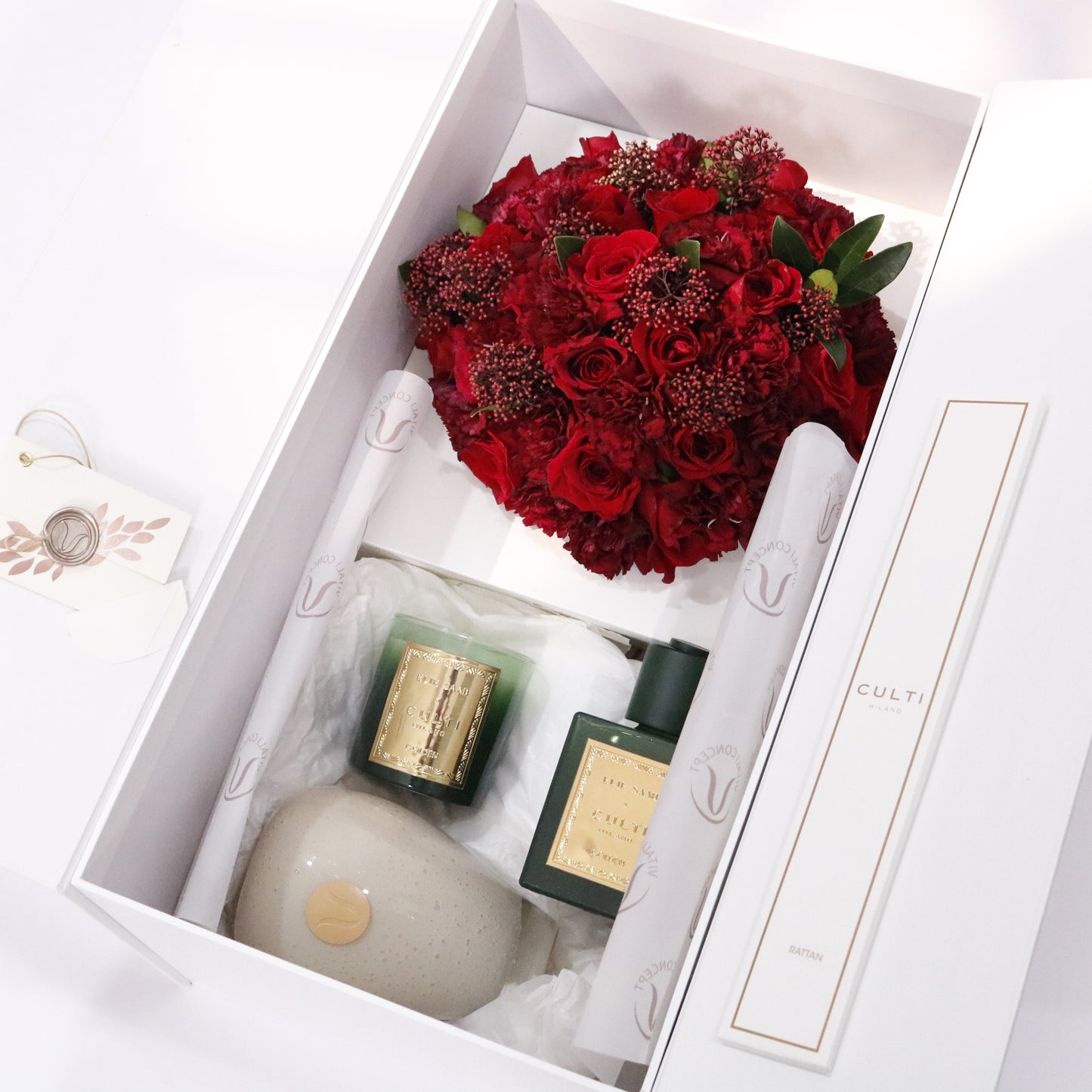 Story in a Box Elie Saab luxury floral gift box premium handcrafted blooms exclusive designer collaboration elegant Kuwait Vitali Concept