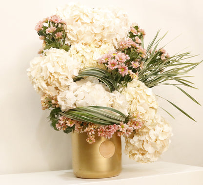 Doroda luxury floral arrangement premium handcrafted blooms elegant refined gifting Kuwait Vitali Concept