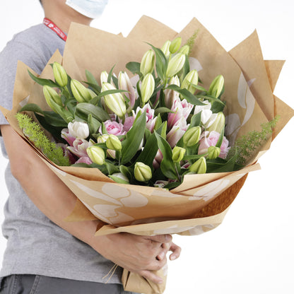 View details for Vitali Bouquet 4 Vitali Bouquet 4