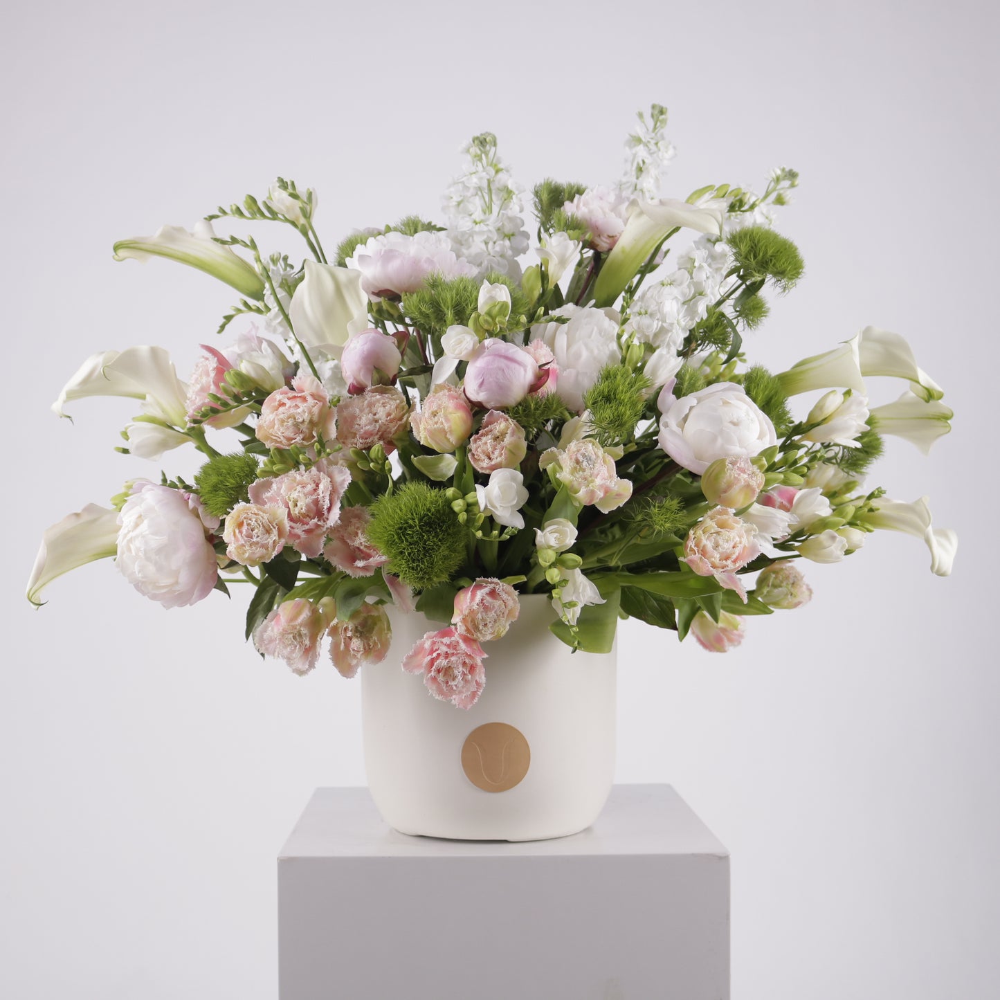 Royal Blossom luxury floral arrangement premium handcrafted blooms elegant gifting Kuwait Vitali Concept