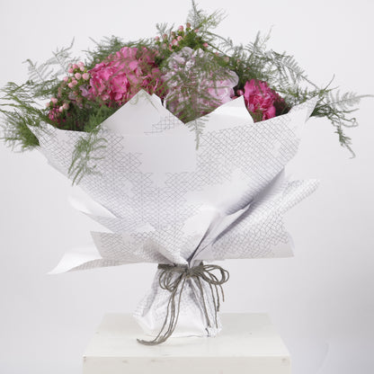 Vitali Bouquet 3 luxury rose bouquet premium handcrafted blooms elegant grand gifting Kuwait Vitali Concept