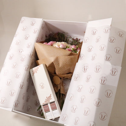 Fleur and Cocoa luxury flower gift box pink spray roses hydrangeas 20 pieces chocolate Kuwait Vitali Concept