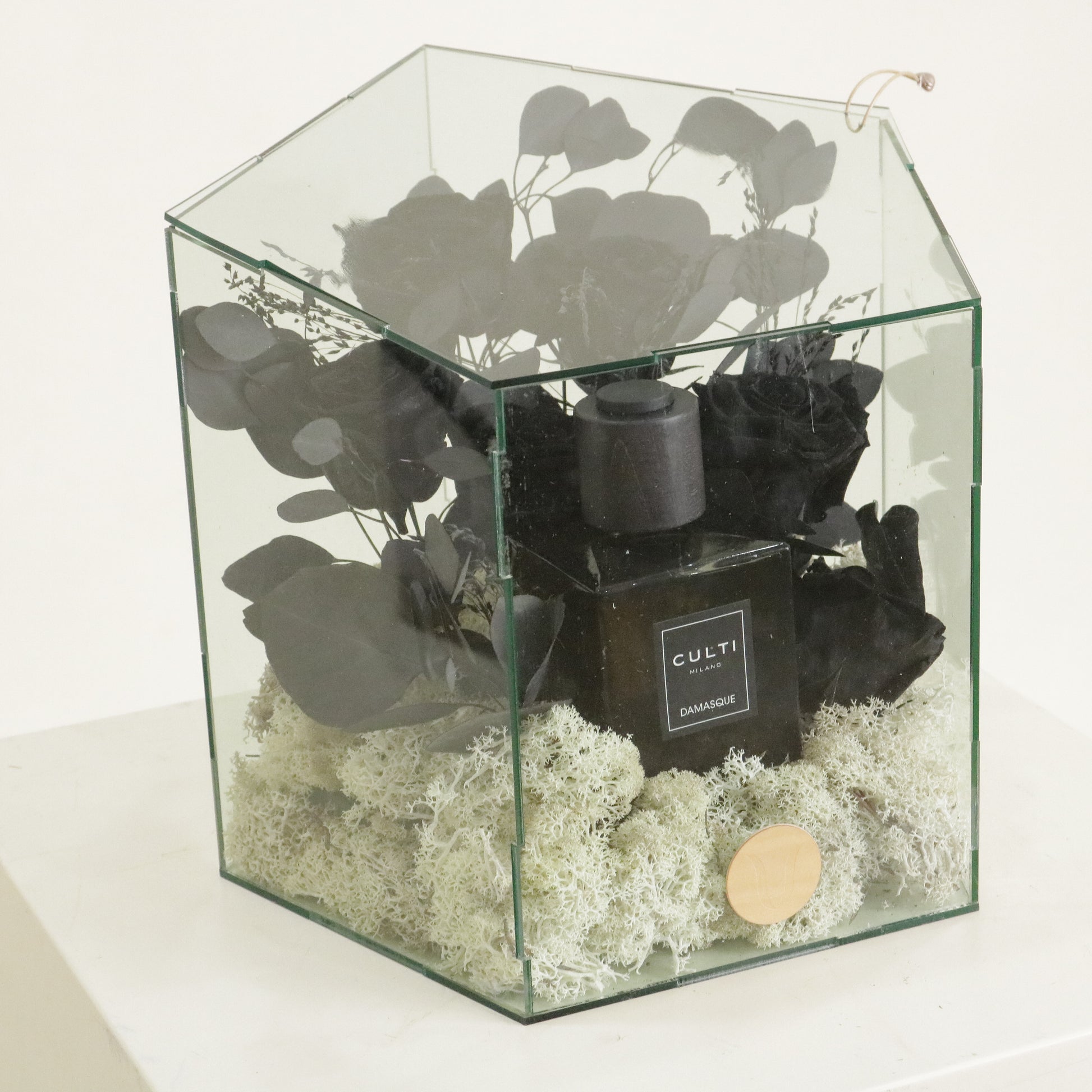 Black Velvet luxury preserved black rose terrarium Culti Milano Damasque VIP gifting modern décor Kuwait Vitali Concept