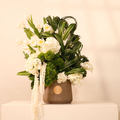 Ondas Clara luxury floral arrangement premium handcrafted soft wave toned blooms elegant gifting Kuwait Vitali Concept